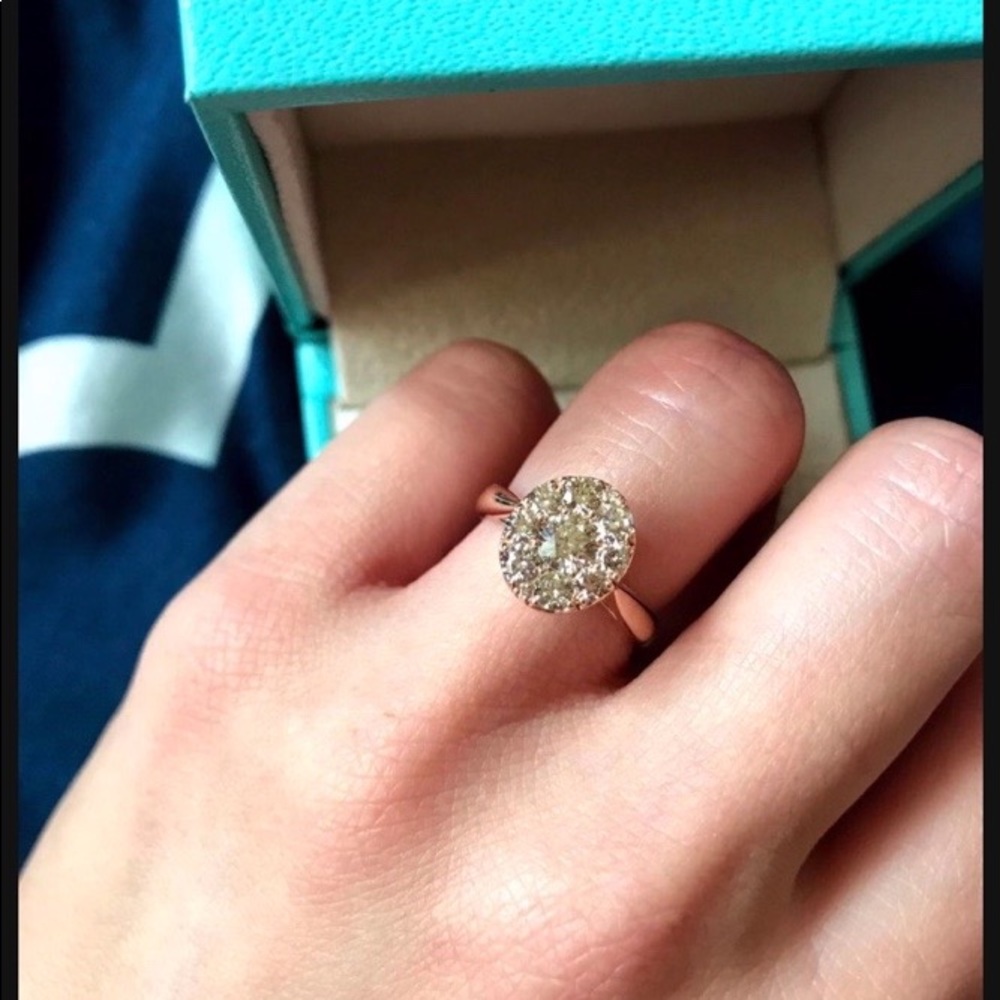DIAMOND RING - Picture 8 of 10